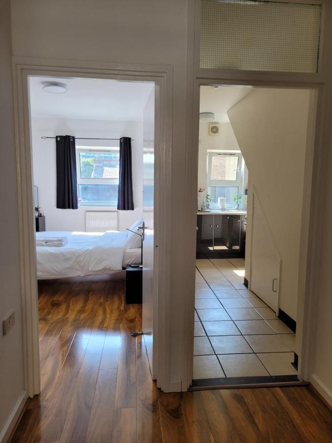 Stunning 1 Bedroom Apartment In London Eksteriør bilde